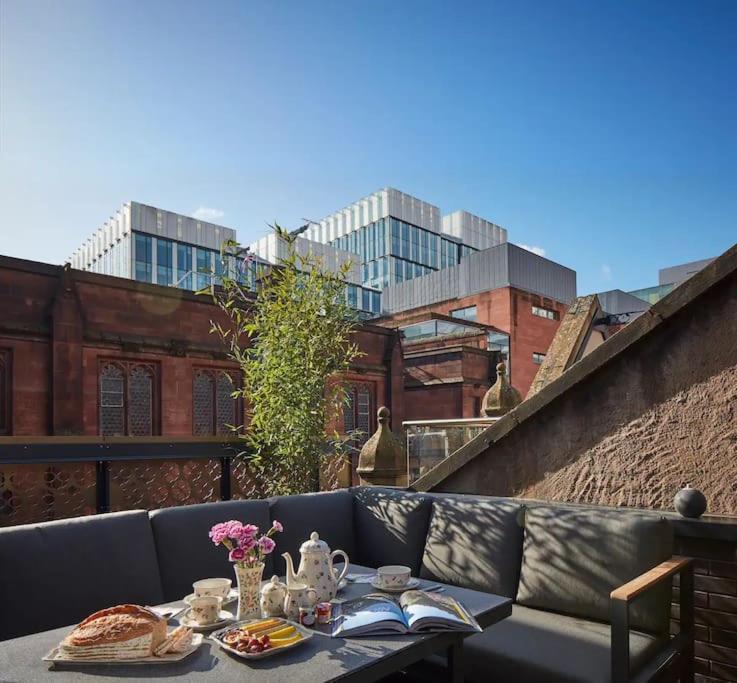 Apartamento Hammock Heights! Hot Tub,private Garage,citycentre Manchester